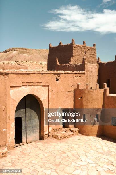 tamdaght kasbah, ounila valley, southern morocco - empty film set stock pictures, royalty-free photos & images