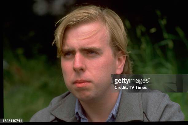 Actor Timothy Spall in character as Barry Taylor in comedy drama Auf Wiedersehen, Pet, circa 1986.