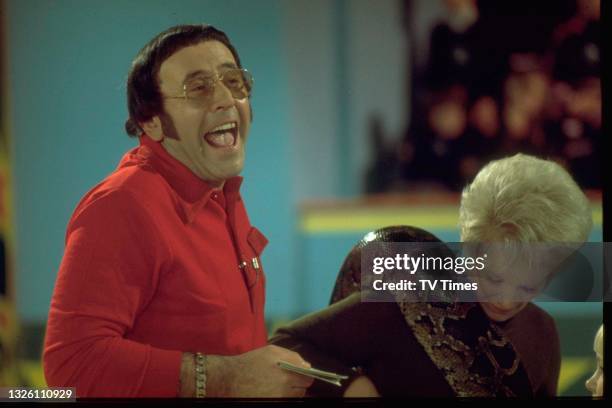 Mike Reed Run Around The Runaround Photos and Premium High Res Pictures - Getty Images
