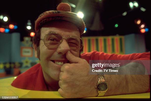 Mike Reed Run Around 91 The Runaround Stock Photos, High-Res Pictures, and Images - Getty Images