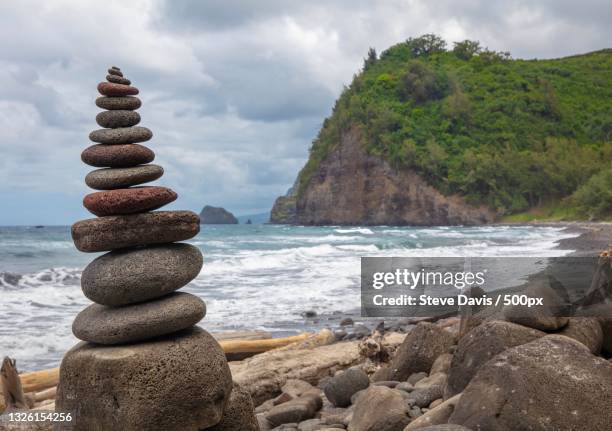 Hawaiian Rocks Stack 53 Hawaii Rock Stack Stock Photos, High-Res Pictures, and Images ...