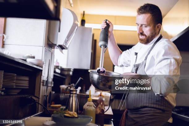 Chefs Using Food Processors 4,180 Food Processor Worker Stock Photos, High-Res Pictures, and Images ...