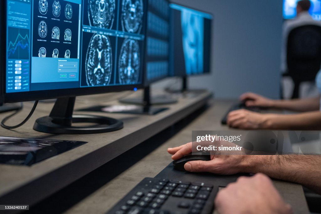 Doctor Radiologist Computer Male Radiologist Working On Computer High-Res Stock Photo - Getty Images