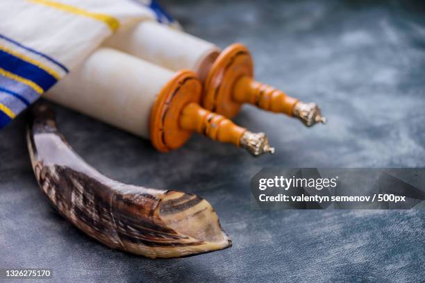 traditional jewish holiday items on textured background - passover stock-fotos und bilder