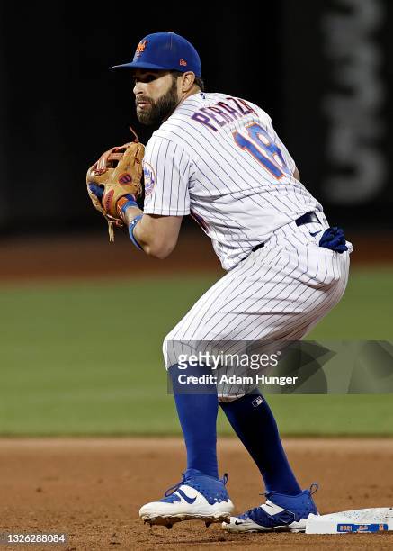 Jose Peraza of the New York Mets in action during the eighth inning against the Chicago Cubs at Citi Field on June 17, 2021 in the Flushing...