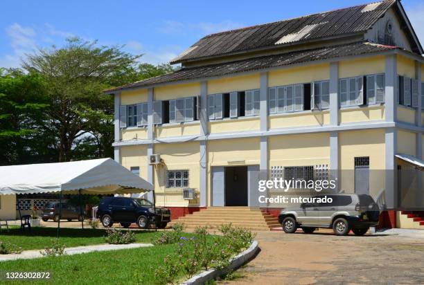 grand-bassam - prefecture building, ivory coast - elfenbenskusten bildbanksfoton och bilder