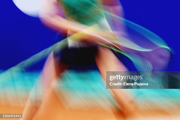 defocused tennis moment - tennis tournament stock pictures, royalty-free photos & images