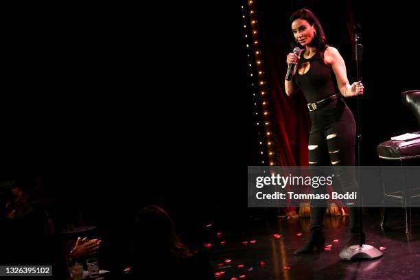 Denha 65 Crystal Marie Denha Photos & High Res Pictures - Getty Images