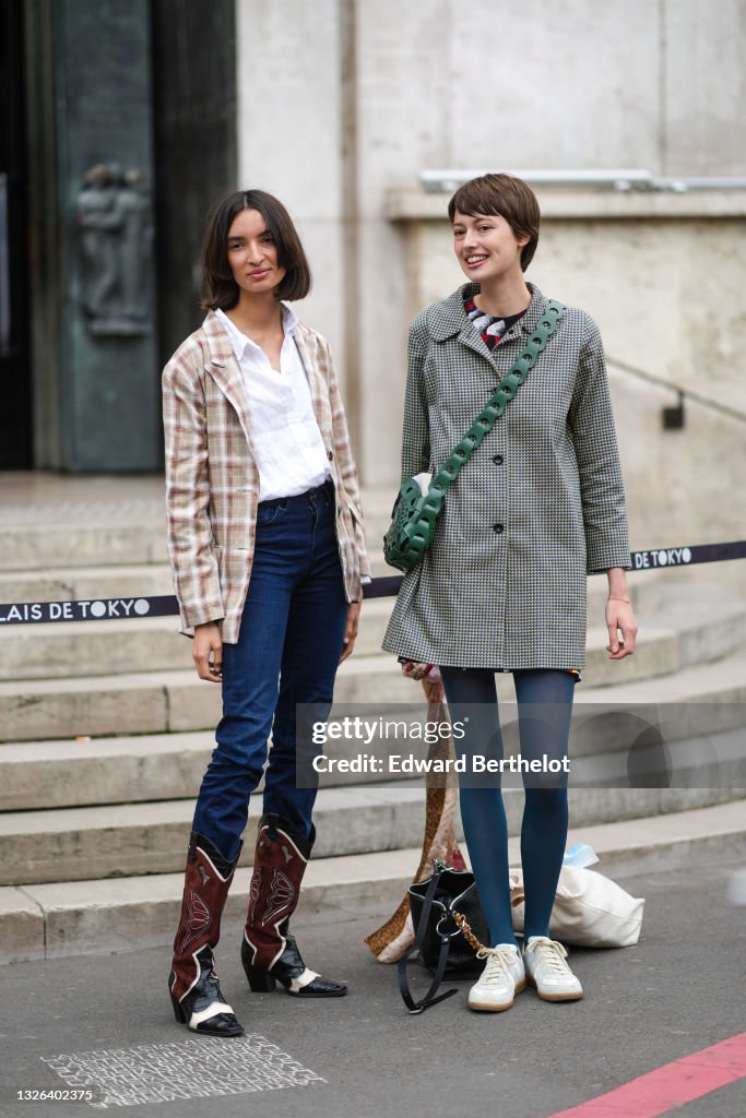 Street Style At Paris Fashion Week - Menswear Spring/Summer 2022