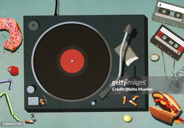 ilustraciones, imágenes clip art, dibujos animados e iconos de stock de junk food, cigarettes and cassette tapes around record turntable - cassette
