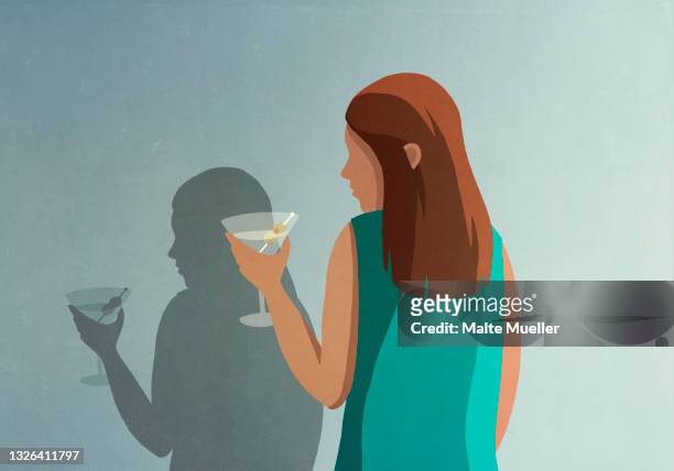 illustrazioni stock, clip art, cartoni animati e icone di tendenza di shadow of woman with martini at wall - alcolismo
