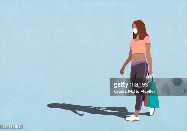 stockillustraties, clipart, cartoons en iconen met woman in face mask with shopping bags - pandemia