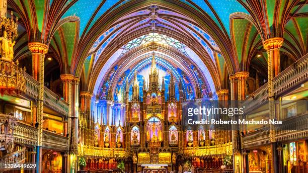 indoors at the notre dame de montreal basilica, canada - hdri background stock pictures, royalty-free photos & images