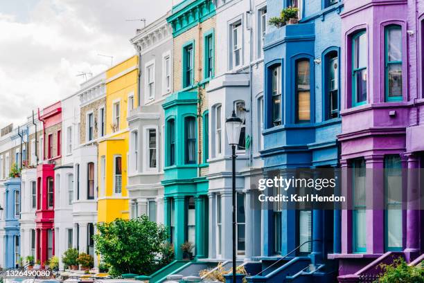 coloured town houses in notting hill, london - stock photo - notting hill imagens imagens e fotografias de stock