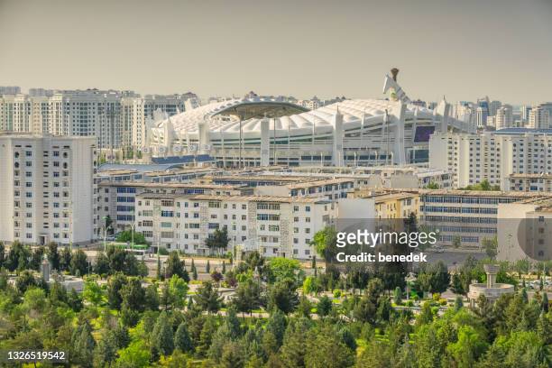 ashgabat turkmenistan cityscape olympic stadium - ashgabat imagens e fotografias de stock