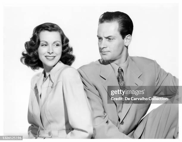 Actress Frances Dee as 'Candace Goodwin' and Actor William Holden as 'Michael Stewart' in a publicity shot from the movie 'Meet the Stewarts' United...