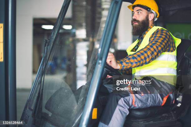 Loader Operator Photos and Premium High Res Pictures - Getty Images