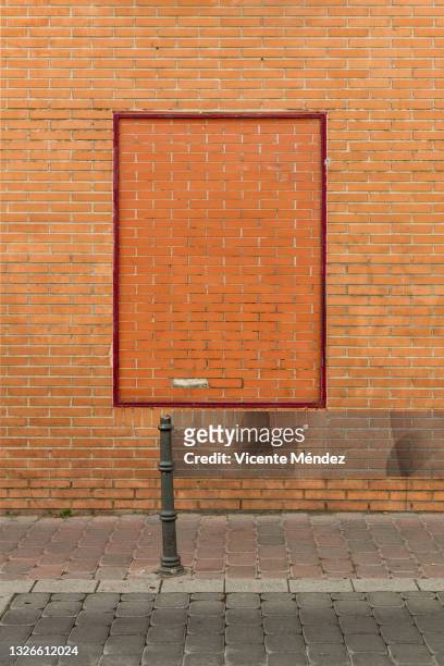 bricked up window - madrid street stock pictures, royalty-free photos & images