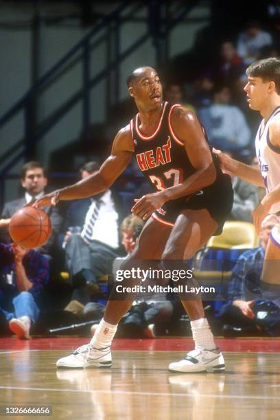 Tellis Frank Photos and Premium High Res Pictures Getty Images