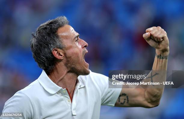 Luis Enrique, Head Coach of Spain celebrates after victory in the UEFA Euro 2020 Championship Quarter-final match between Switzerland and Spain at...