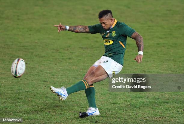 Elton Jantjies of South Africa kicks a conversion during the Rugby Union international match between South Africa and Georgia at Loftus Versfeld...