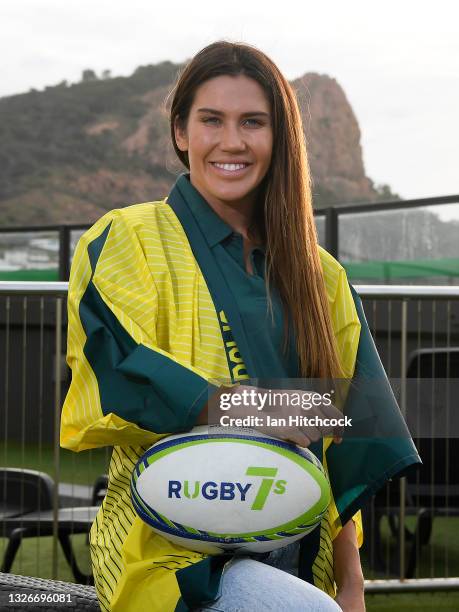 https://media.gettyimages.com/id/1326696081/photo/townsville-australia-charlotte-caslick-of-australia-poses-during-the-australian-rugby-sevens.jpg?s=612x612&w=gi&k=20&c=bhHdK-FjdQ8PmFgTK87jGNP8AVnSC_f9Vlk2etZRK2w=