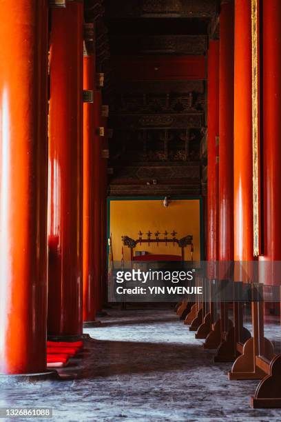 successive dynasties of emperor temple in beijing - inari shrine stockfoto's en -beelden