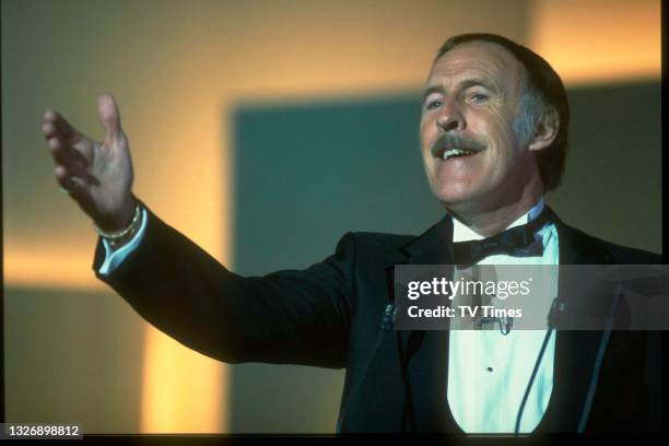 Television presenter Bruce Forsyth, circa 1984.