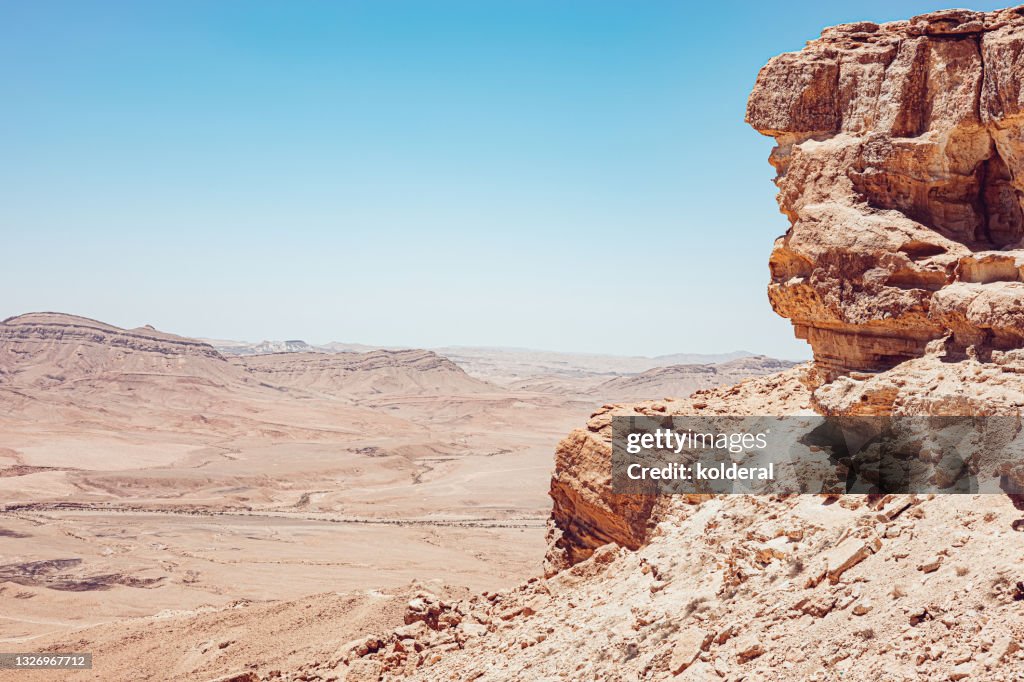 Ramon Rocks Sand Rock Formations In Ramon Crater High-Res Stock Photo - Getty Images