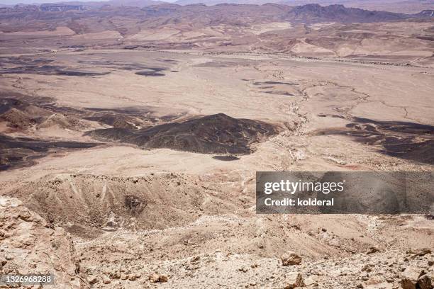 Ramon Rocks 1,536 Mount Ramon Stock Photos, High-Res Pictures, and Images - Getty ...