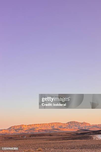 sand rock formations in ramon crater - negev stock pictures, royalty-free photos & images