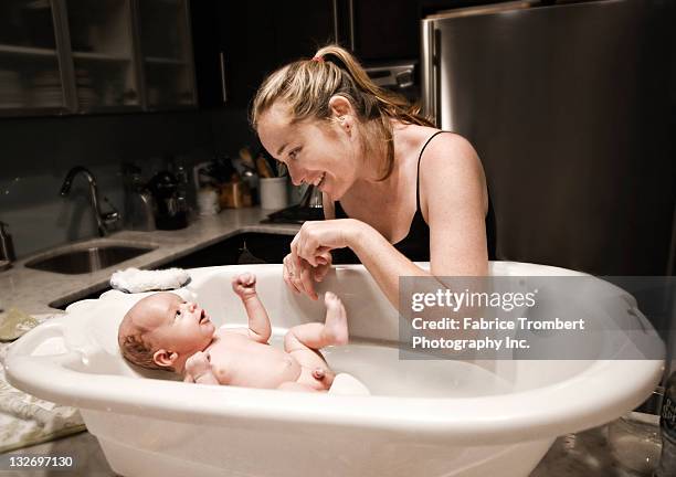 986 Mother And Son In Bathtub Stock Photos High Res Pictures And 986-mother-and-son-in-bathtub-stock-photos-high-res-pictures-and