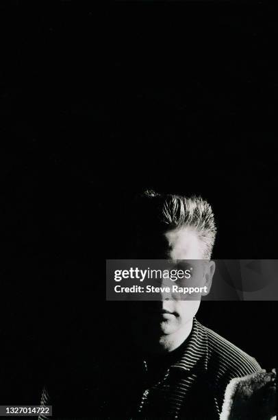 Les Pattinson of Echo & the Bunnymen, The Killing Moon video, London, 11/14/83.