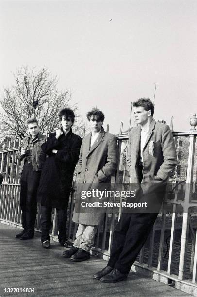 Echo & the Bunnymen, Ha'penny Bridge, Dublin 3/31/82.