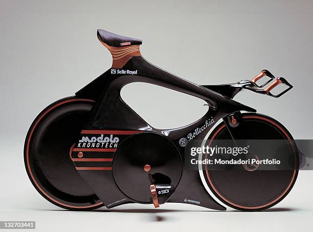 All. Bicycle aerodynamic vehicle speed wheels saddle black handlebar.