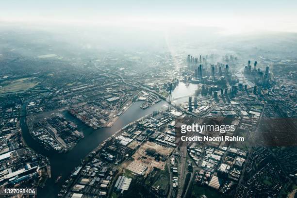 aerial view of melbourne cbd, yarra river and surrounding suburbs - melbourne aerial view stockfoto's en -beelden