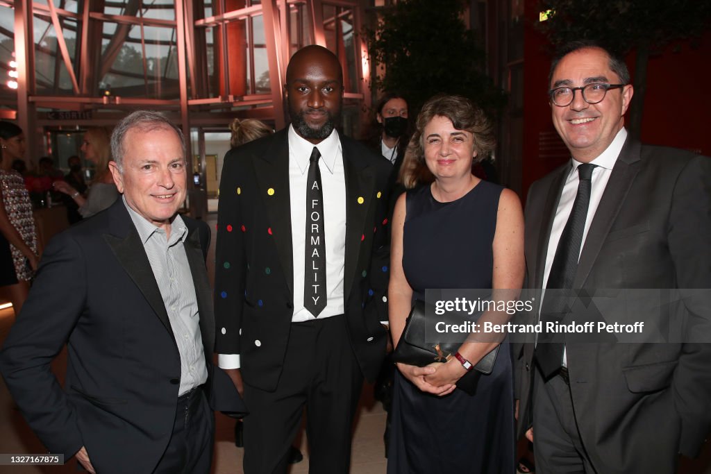 CEO of Louis Vuitton Michael Burke, Virgil Abloh, President of the  Fotografía de noticias - Getty Images