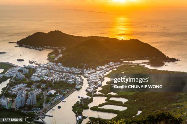 tai o fishing village, lantau, hong kong - lantau imagens e fotografias de stock