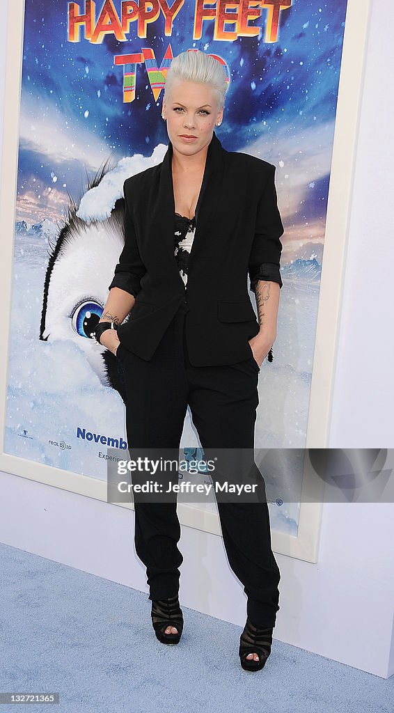 "Happy Feet Two" Los Angeles Premiere - Arrivals