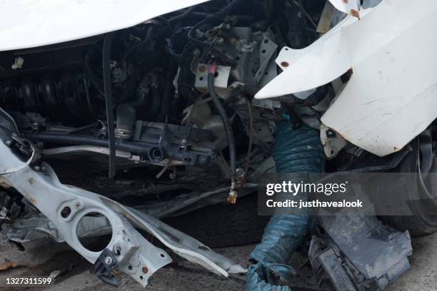 Front Crash 57 Frontal Collision Stock Photos, High-Res Pictures, and Images ...