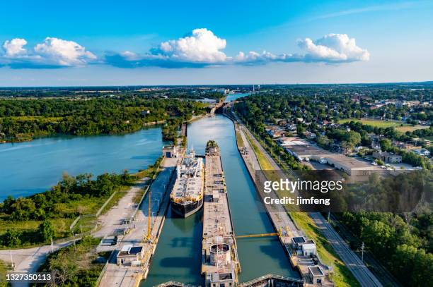 aerial welland canal and twin flight locks in  allanburg, st. catharines, canada - niagara falls aerial stock pictures, royalty-free photos & images