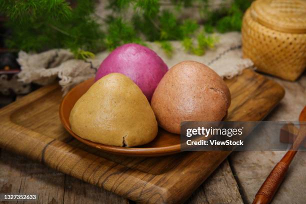 48 Round Cornbread Stock Photos, High-Res Pictures, and Images - Getty ...