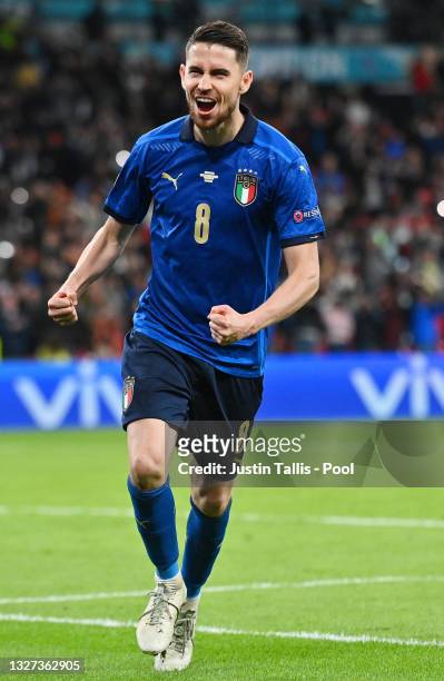 Jorginho of Italy celebrates scoring their sides winning penalty in the penalty shoot out during the UEFA Euro 2020 Championship Semi-final match...