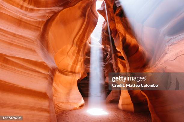 light beam at upper antelope canyon, usa - slot canyon fotografías e imágenes de stock