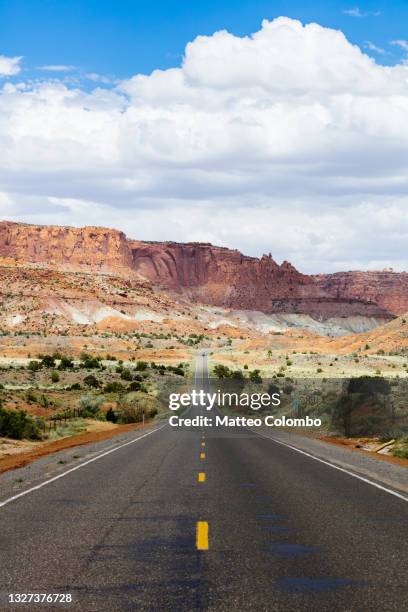 road leading to capitol reef np, utah, usa - capitol reef national park stock pictures, royalty-free photos & images