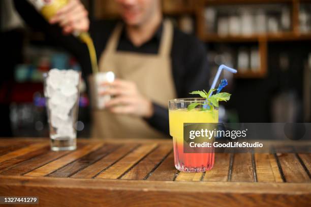 tequila sunrise - tequila sunrise stock pictures, royalty-free photos & images