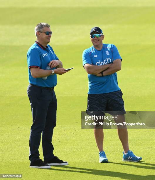 Ashley Giles and Chris Silverwood of England talk during a training session before the first One Day International against Pakistan at Sophia Gardens...