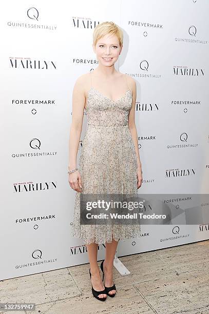 Actress Michelle Williams attends the "My Week With Marilyn" New York premiere at The Paris Theatre on November 13, 2011 in New York City.