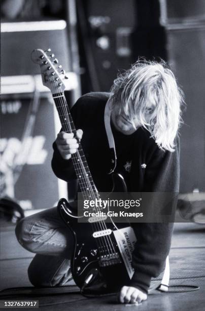 Nirvana, Kurt Cobain, Pukkelpop Festival, Hasselt, Belgium, 25 August 1991.