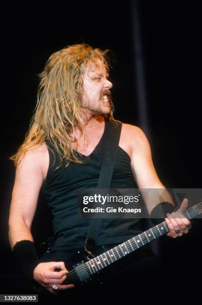 Metallica, James Hetfield, Monsters of Rock Tour, Hasselt, Belgium, 30 August 1991.